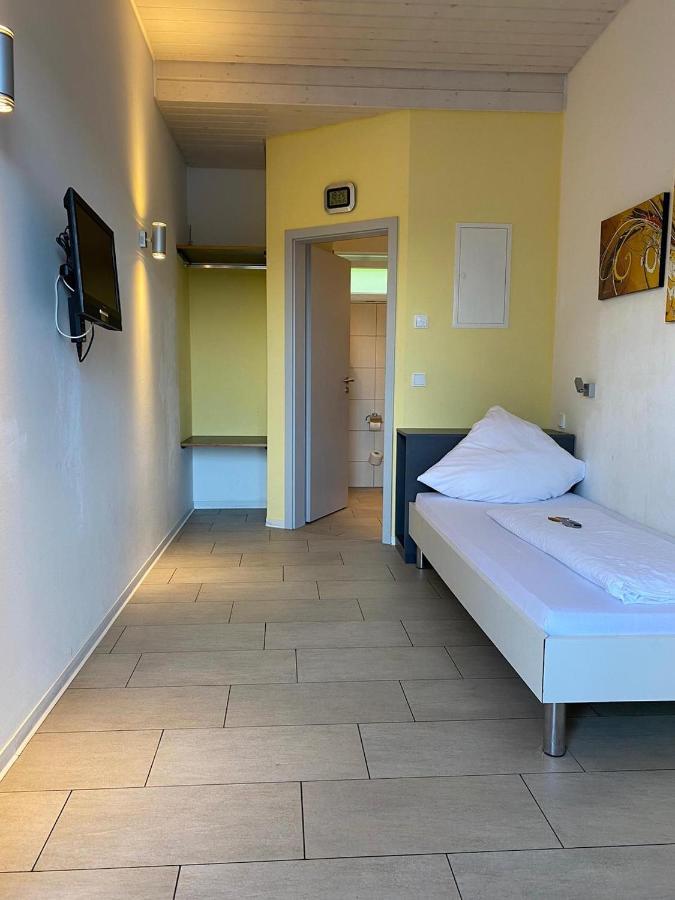 Sport Arena Hotel Waldshut-Tiengen Buitenkant foto