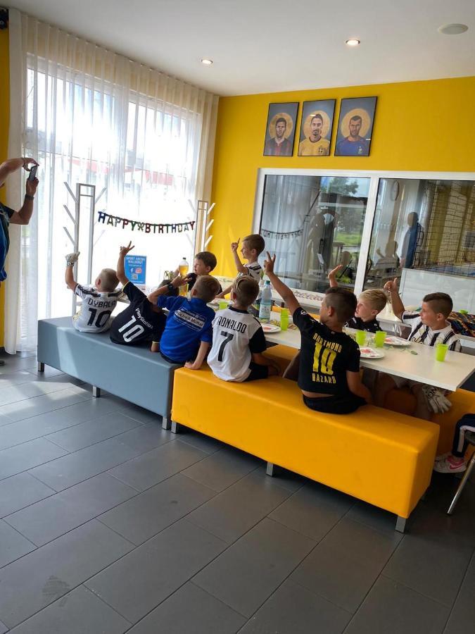 Sport Arena Hotel Waldshut-Tiengen Buitenkant foto