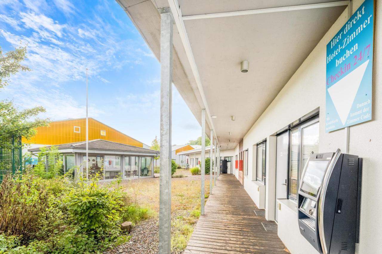 Sport Arena Hotel Waldshut-Tiengen Buitenkant foto